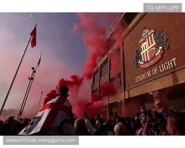 桑德兰逼平曼城，黑猫防守组织令人印象深刻